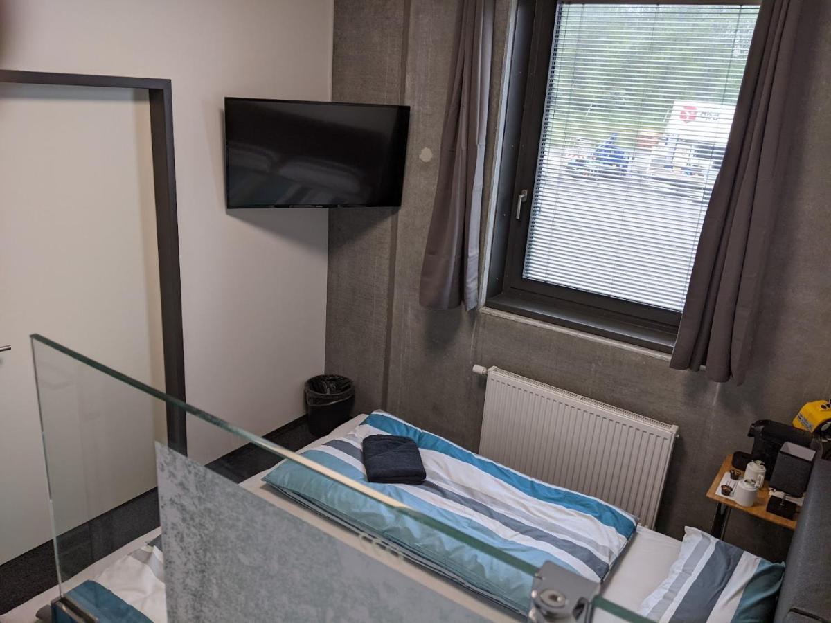 Business-Motel & 24H Selfcheckin Heimsheim Exterior foto