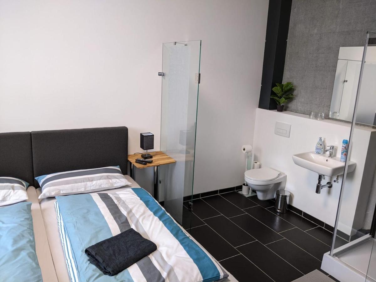 Business-Motel & 24H Selfcheckin Heimsheim Exterior foto