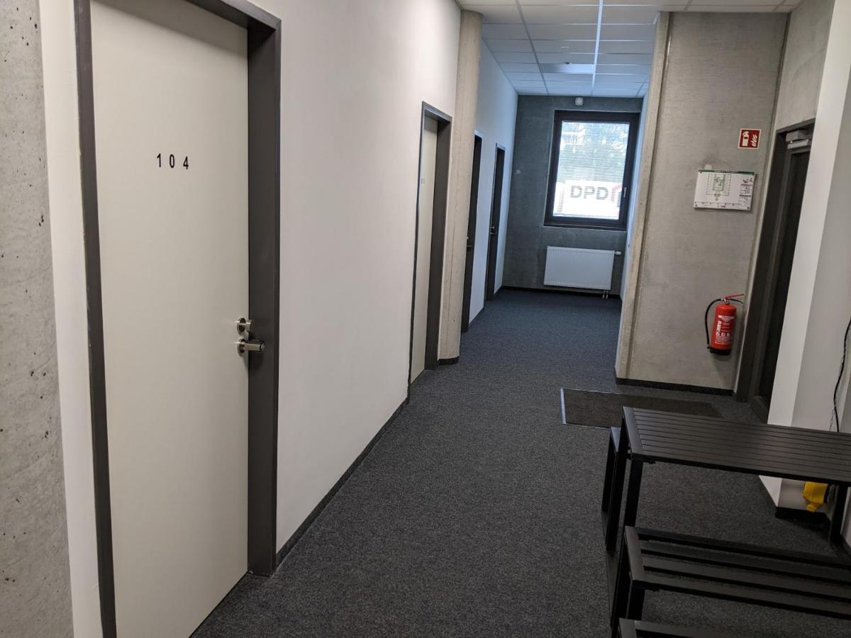 Business-Motel & 24H Selfcheckin Heimsheim Exterior foto