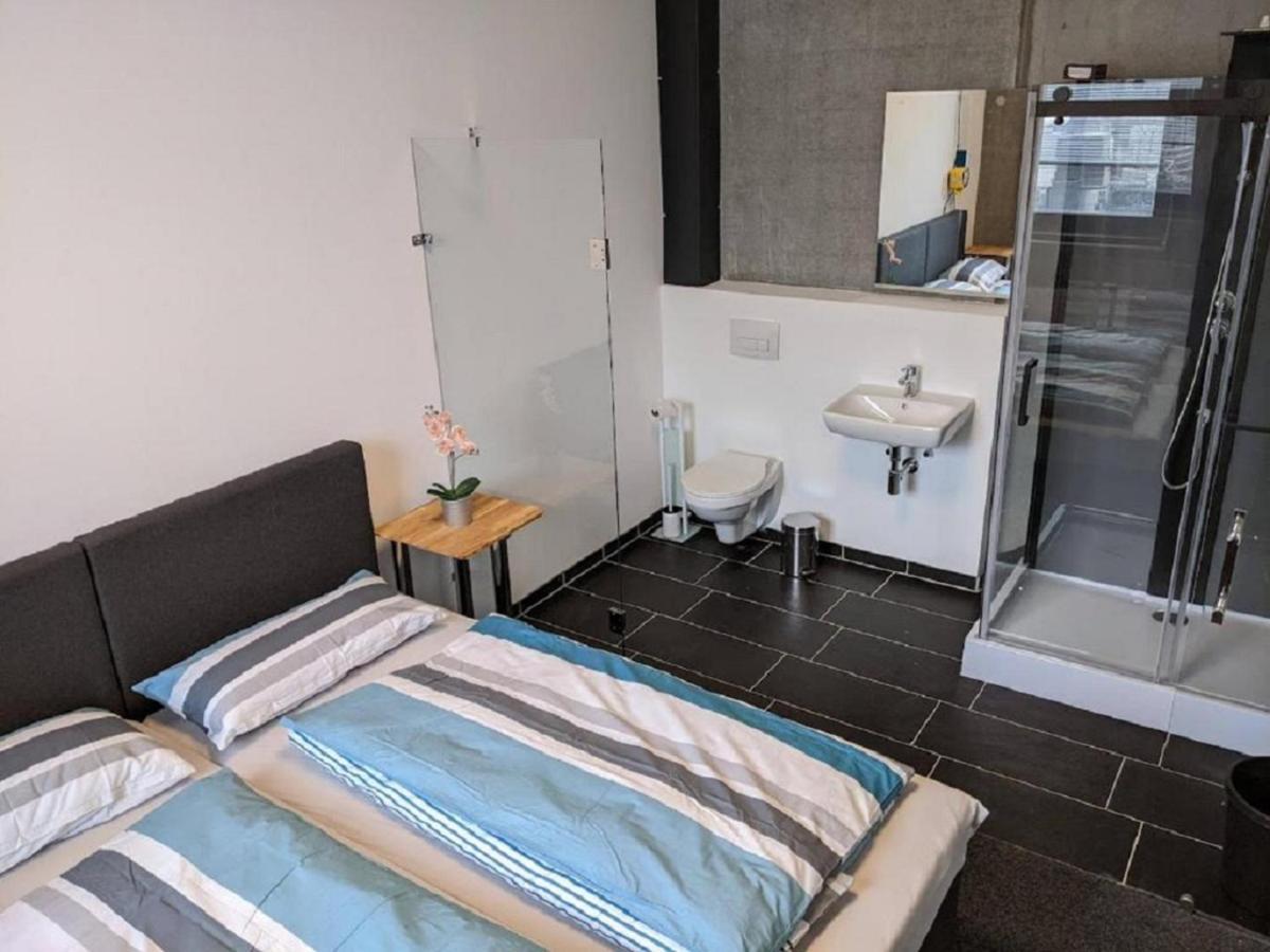 Business-Motel & 24H Selfcheckin Heimsheim Exterior foto
