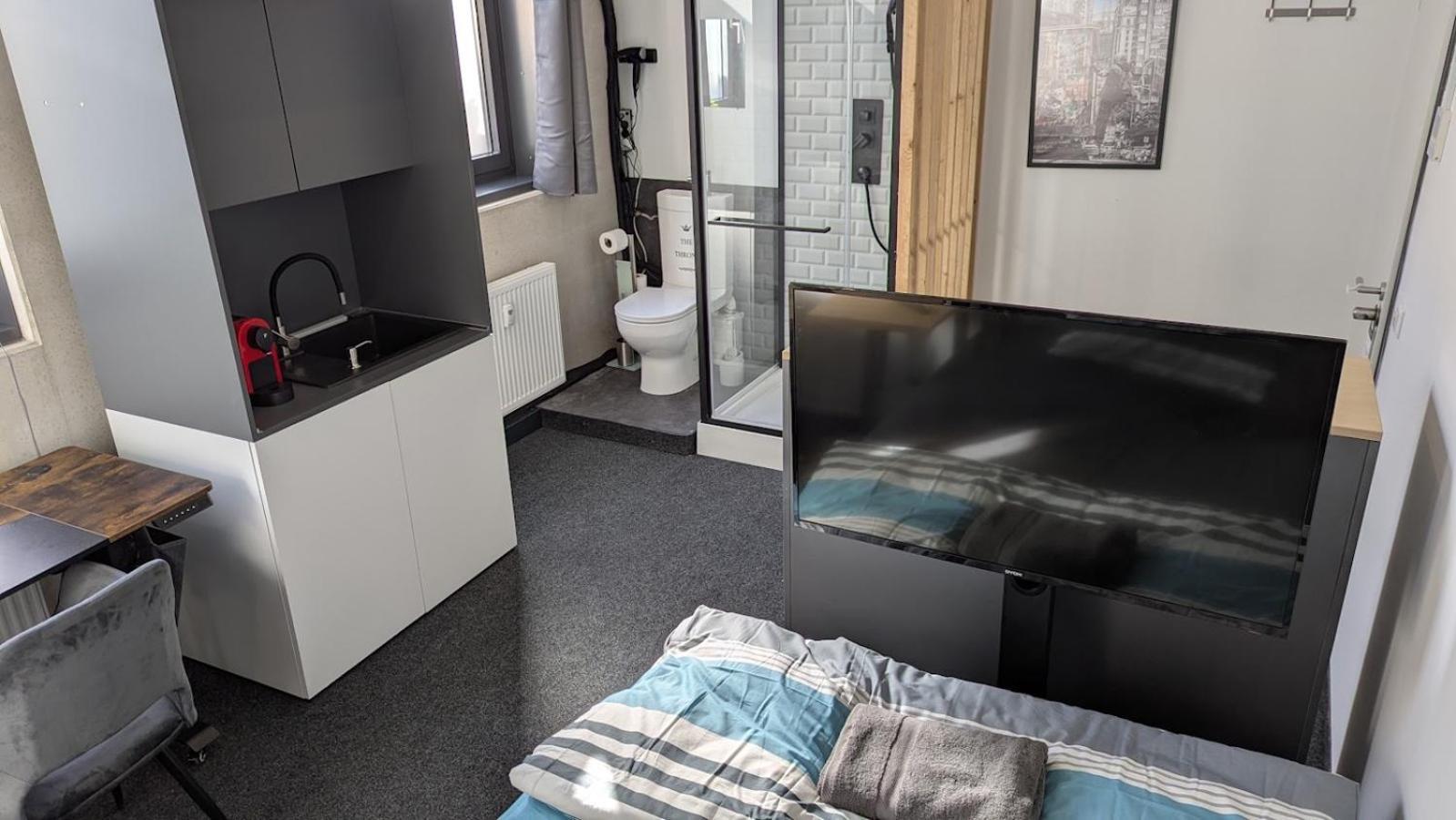 Business-Motel & 24H Selfcheckin Heimsheim Exterior foto